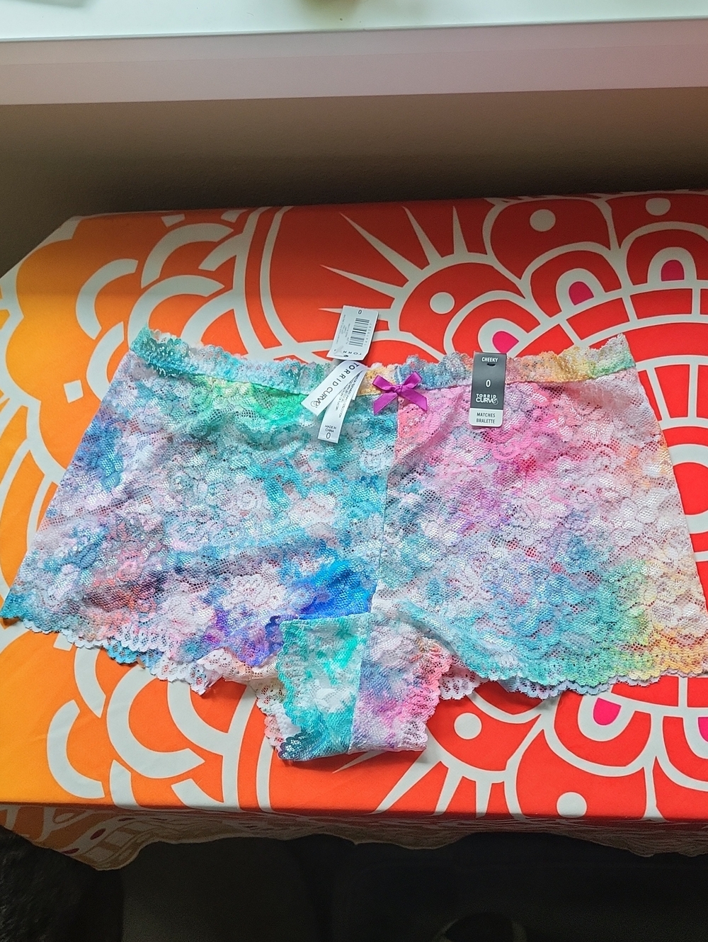 NWT 2 Piece Lace Tie Dye Babydoll & Cheeky Panty - Picture 4 of 10